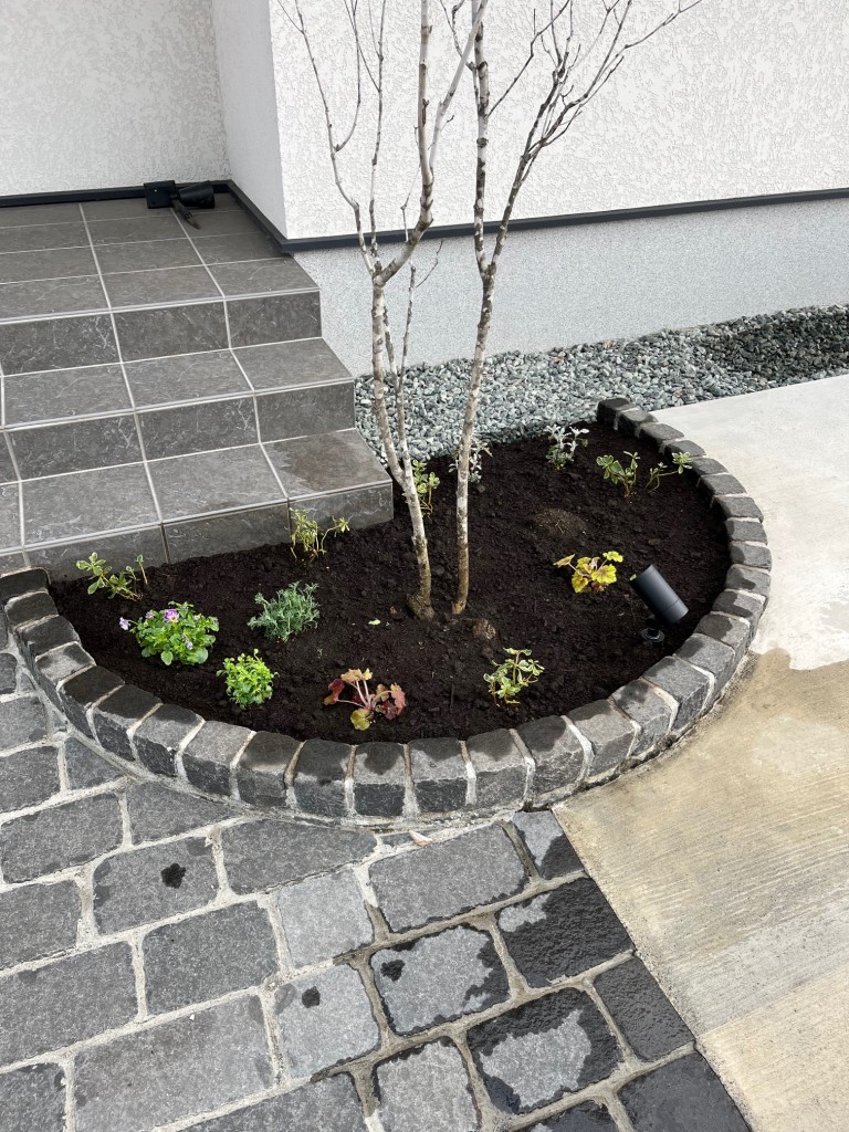 盛岡市外構工事　植栽
