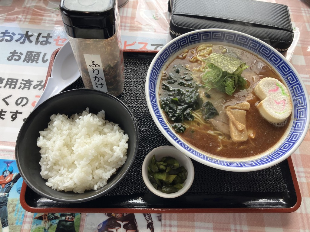 ラーメンちくりんさん
美味しいらーめｍでした！
