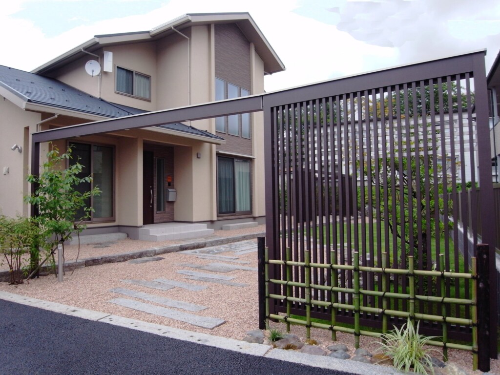 重厚で美しい和のファサード