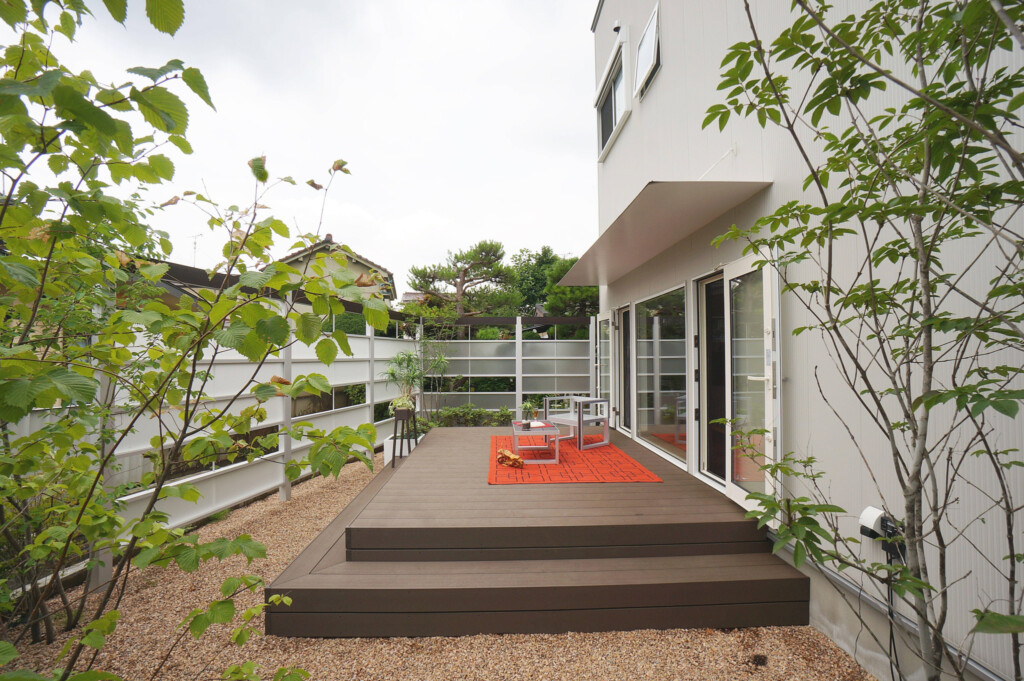 ウッドデッキが主役